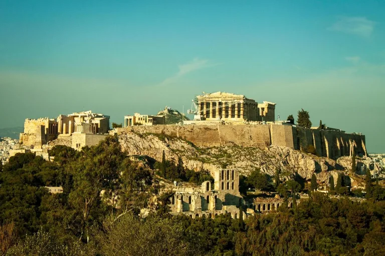 Acropole, Atena