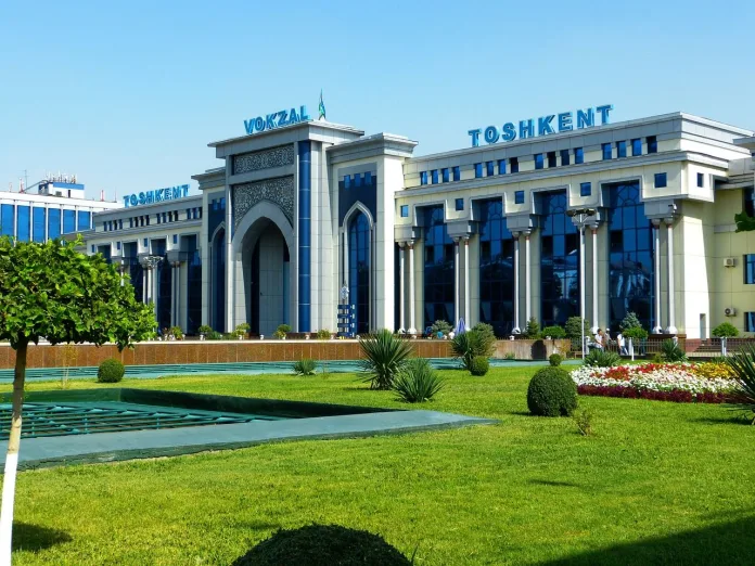 uzbekistan-gara-tashkent Gara din Tashkent, Uzbekistan