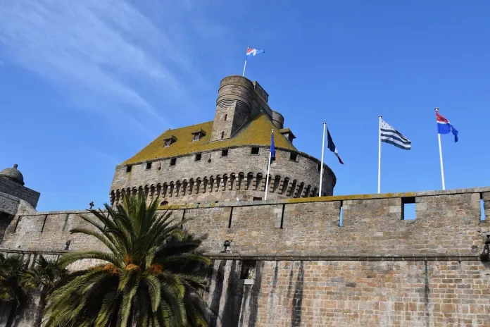 franta-castelul-saint-malo Castelul de la Saint Malo, Bretania