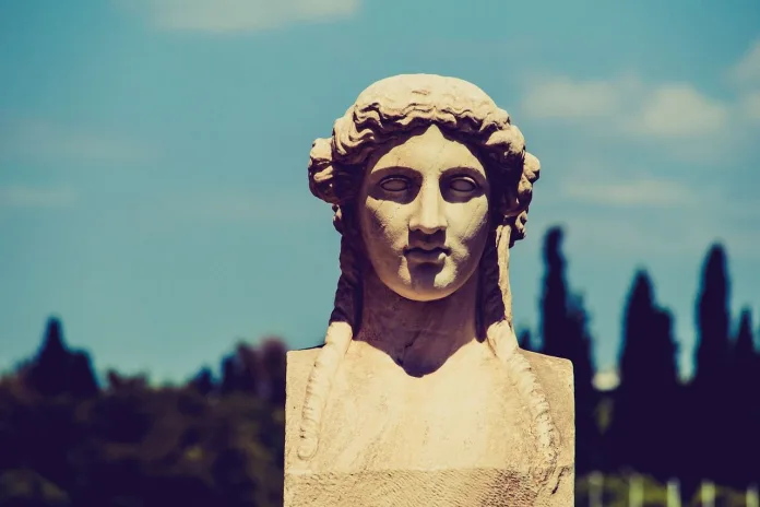 Atena Atena, Grecia