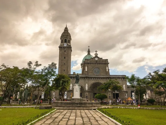 filipine-catedrala-manila Catedrala din Manila