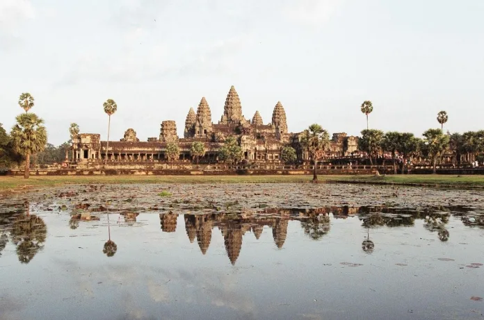 cambodgia-angkor-wat-3 Complexul Angkor Wat, Cambodgia