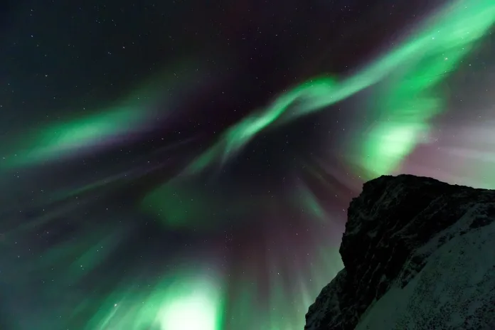 islanda-aurora-boreala-1 Aurora Boreala, Islanda
